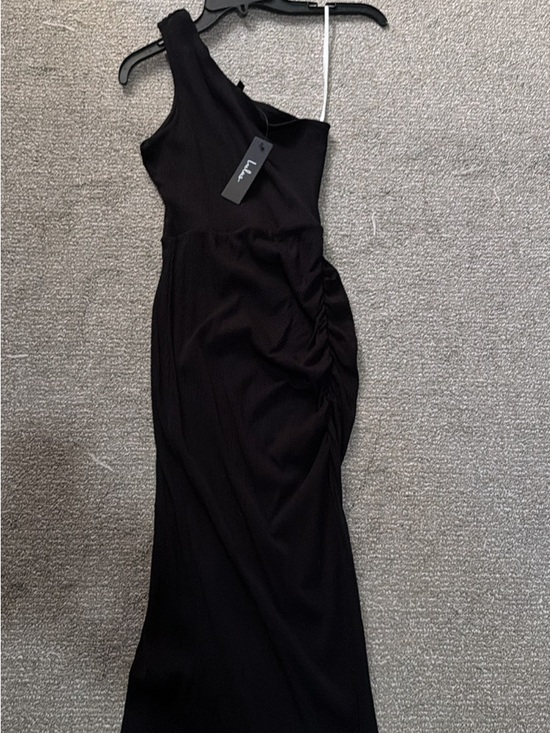 Lulus Dresses & Skirts - Lulu's One-Shoulder Black Ruched Maxi Dress